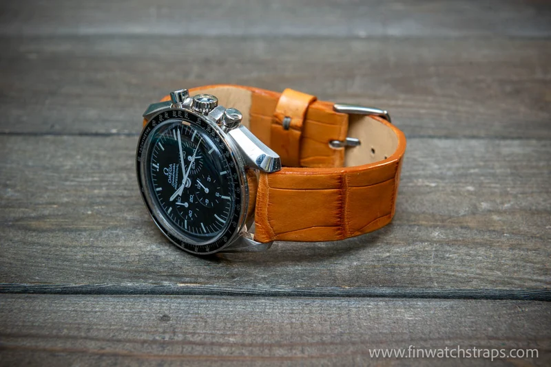 Alligator watch strap, French Croco, Tan color, handmade in Finland, 10-26 mm.