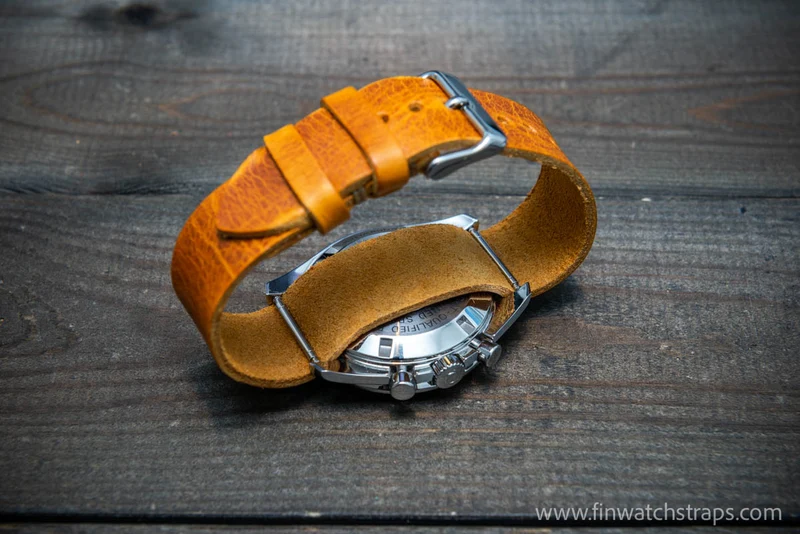 One-piece military watch band, watch strap, Saffron waxed