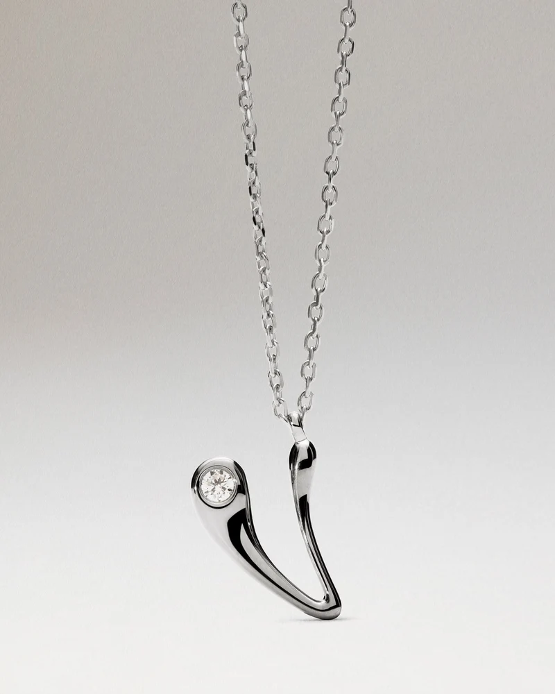 V initial silver pendant necklace