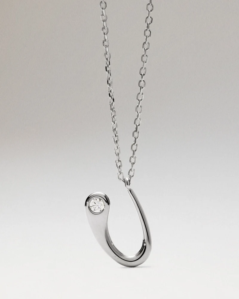 U initial silver pendant necklace