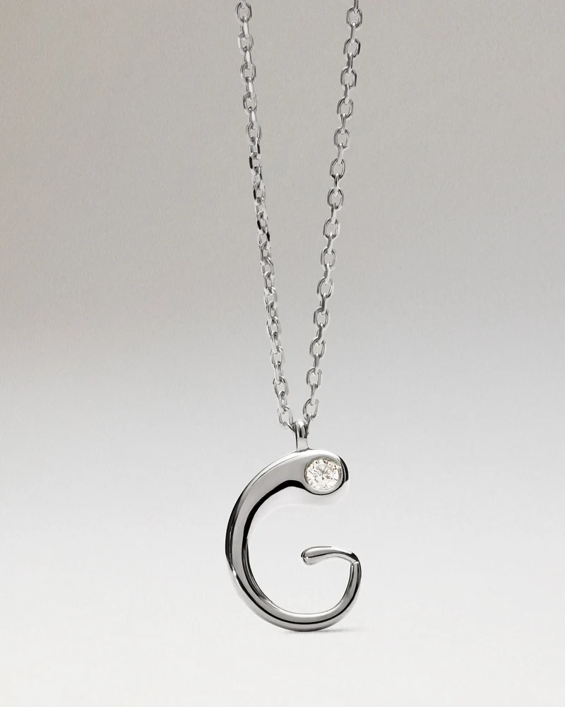 G initial silver pendant necklace