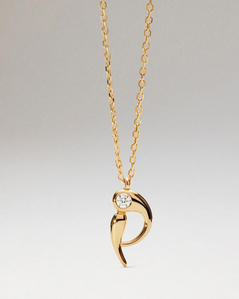 P initial pendant necklace