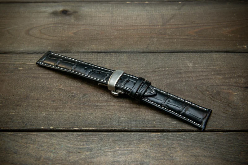 Leather watch strap, band made of calf leather with croc grain pattern 18, 19, 20, 21, 22 mm, Quick Release. Deployment clasp.