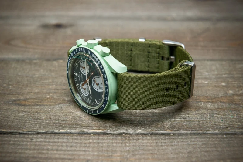 Military Nylon Watch Strap, Army Style Single Pass Watch Band by FinWatchStraps®,watch lugs 20 mm,22 mm.