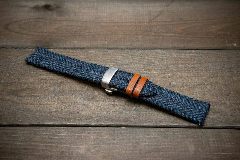 Tweed watch strap, Watch band made of HARRIS TWEED®."Loch Blue". With a deployment clasp.