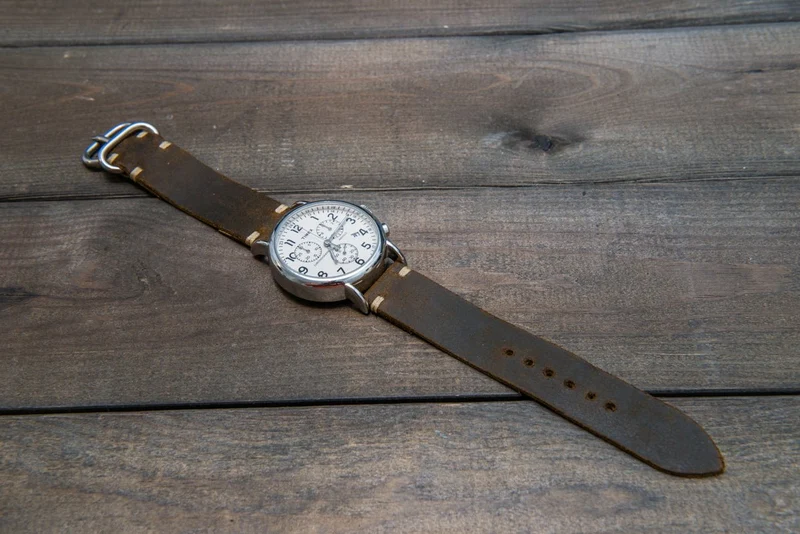 Suede vintage leather watch strap (Chase commander), handmade in Finland