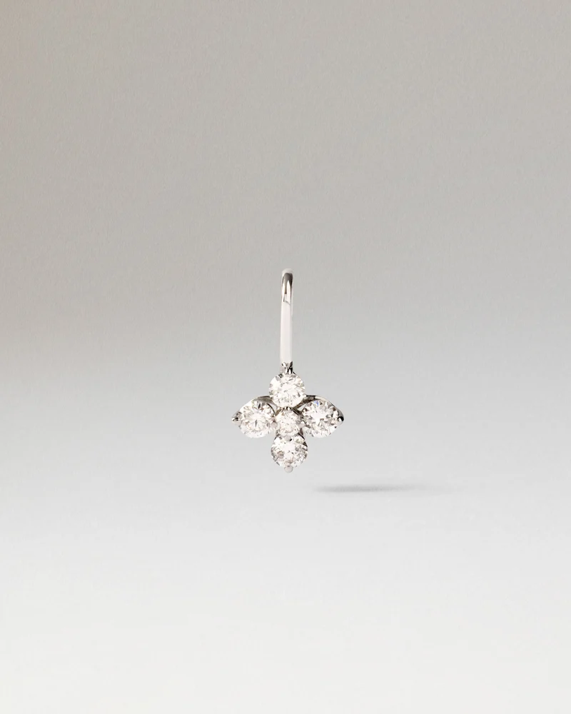 Diamonds and White Gold Maggie Solitary Pendant