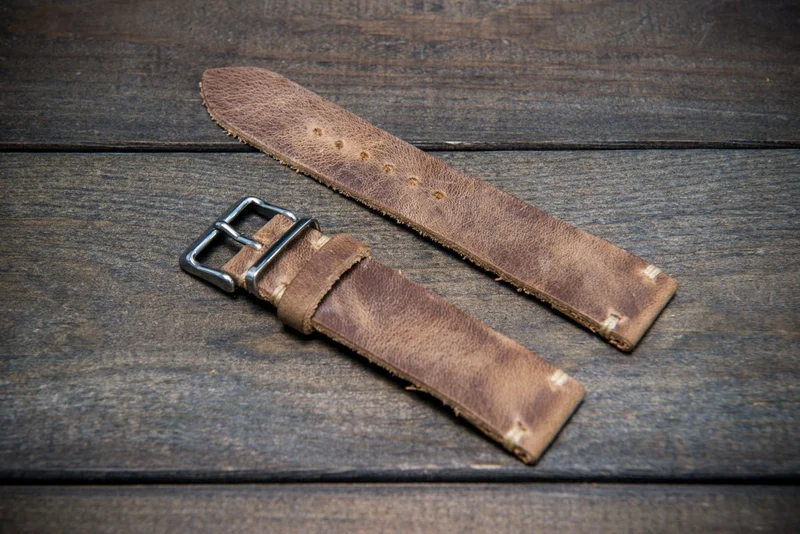 Badalassi vintage beige leather watch strap. Hand-made to order in Finland.