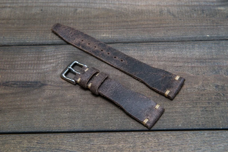 Pilot Leather Watch Strap, Aviator model, Military style tapered model