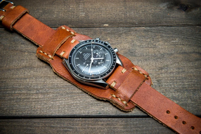 Bund-style Leather Watch Strap, Aviator model, Horween Derby English Tan