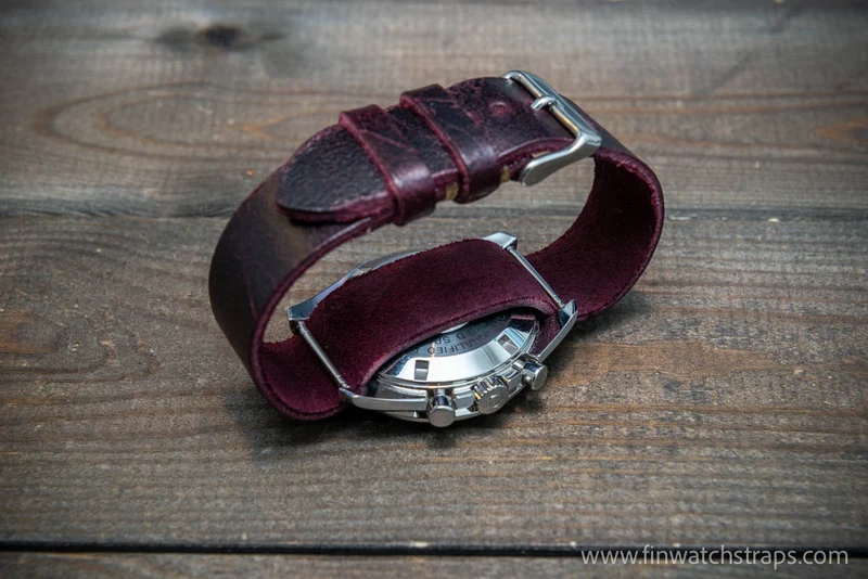 One-piece military watch band, watch strap, Crazy Cow Burgundy