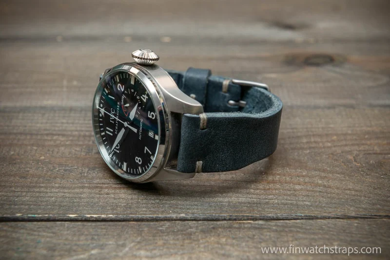 Leather watch strap 4 mm thick, Pilot model, handmade in Finland -19x16mm, 20x16mm, 21x18mm, 22x18mm, 23x20mm, 24x20mm.