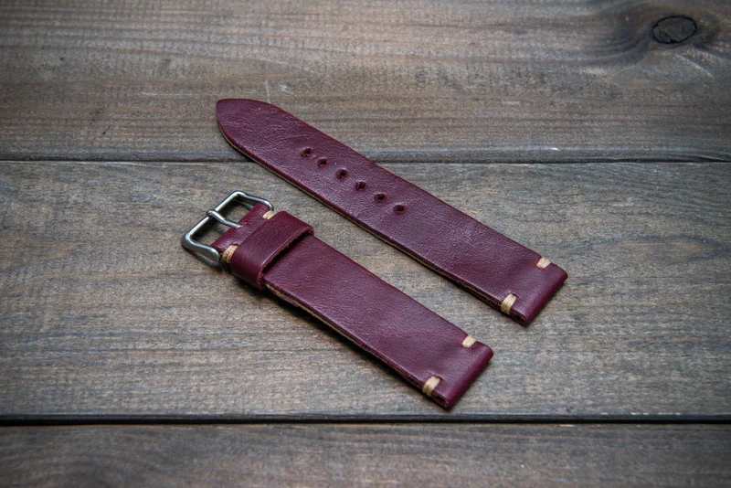 Buttero leather watch strap (burgundy), handmade in Finland, width 10-26 mm.