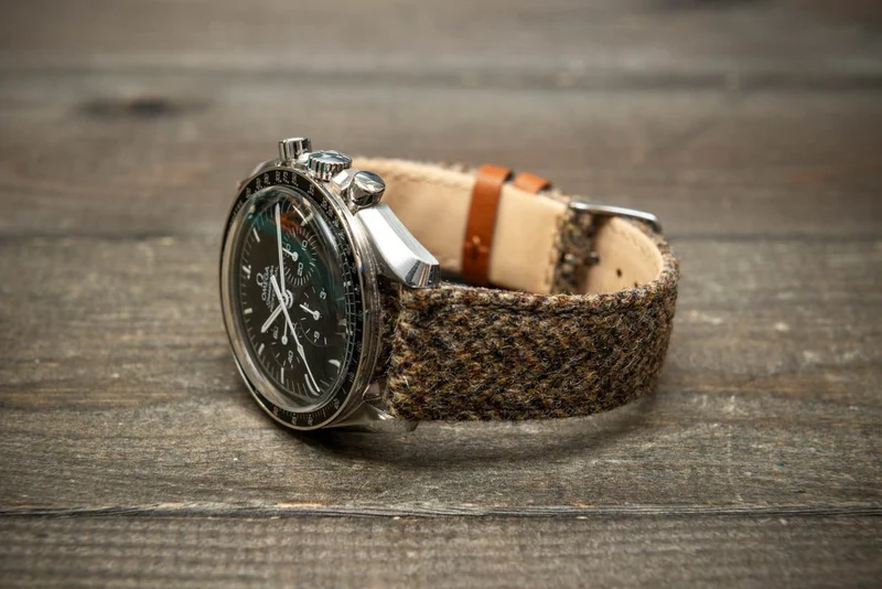 Tweed watch strap, Watch band made of HARRIS TWEED®, "Highland Moss"
