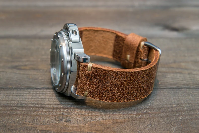Italian bull leather watch strap 4 mm thick, Rustic Cognac Oily , handmade in Finland - 16mm, 17 mm, 18mm, 19 mm, 20mm, 21mm, 22mm, 23 mm, 24mm, 25 mm, 26 mm.