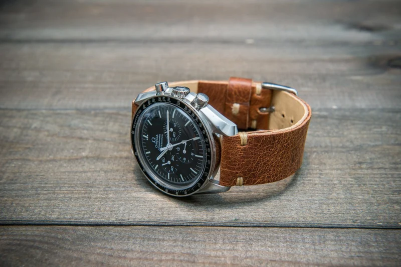 Lapland Nordic reindeer leather watch band, hand-stitched. Handmade in Finland. 10-26 mm.