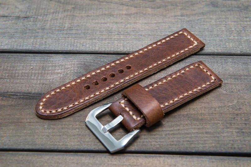 Leather watch band, Horween Derby Nut Brown leather watch strap, hand stitched, handmade in Finland - 18mm, 19 mm, 20mm, 21 mm, 22mm, 23 mm, 24mm, 25 mm, 26 mm.