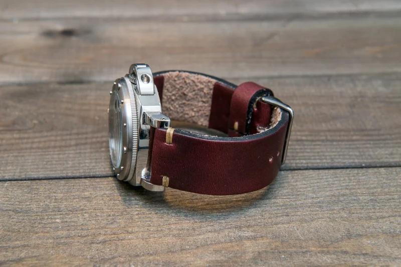 Leather watch strap 3-4 mm thick, Horween Burgundy Chromexcel, handmade in Finland - 16mm, 17 mm, 18mm, 19 mm, 20mm, 21mm, 22mm, 23 mm, 24mm, 25 mm, 26 mm.