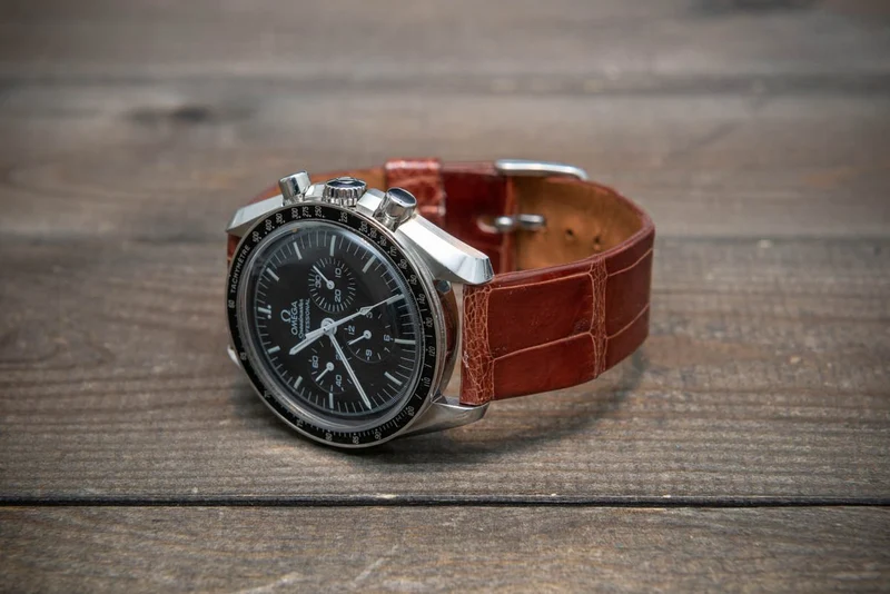 Alligator watch strap, Brown glazed, handmade in Finland