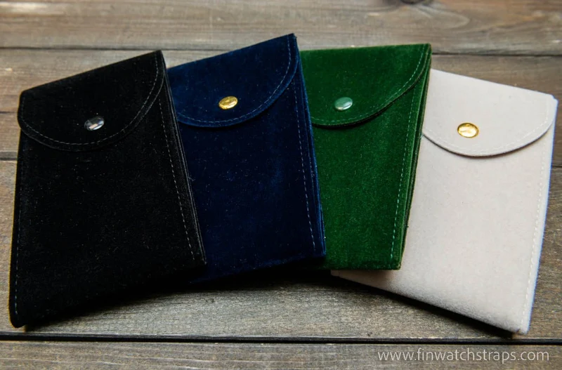 Watch Pouch (black, blue, green, beige) 1 pocket