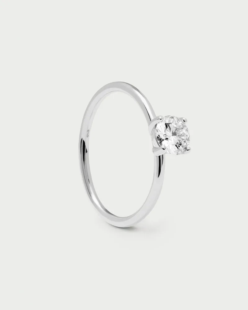 Diamonds And White Gold Solitaire Supreme Ring