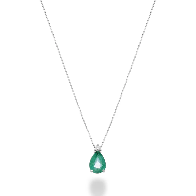Nihama cl 18k smeraldo ovale 7x5 con tre diamantini ND5189O4BE
