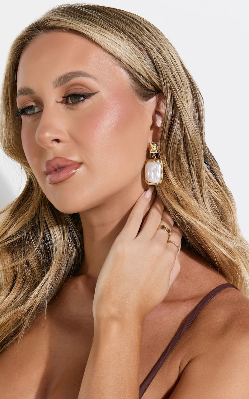 Whitney Earrings - Square Pearl Earrings in Gold Pearl