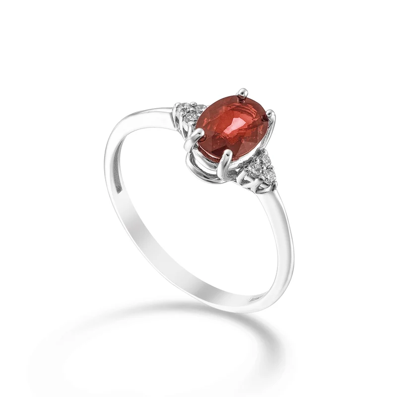 Nihama an 18k rubino n. ovale 7x5 e diamantini laterali NA5210O4RBN080