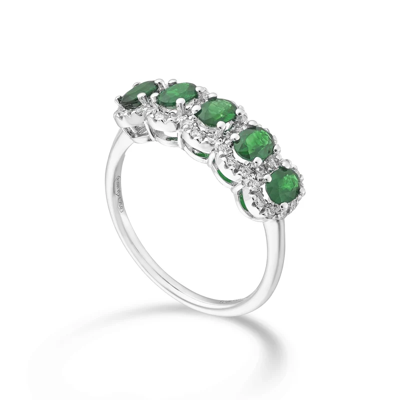 Nihama an 18k 5 pietre smeraldo ovale 4x3 ct. 0,75 diam. ct.0,24 NA5195O4BE43