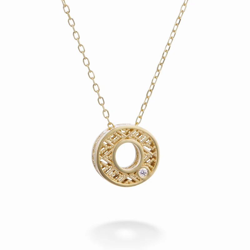 Mikiko cl 18k lettera o oro giallo diam. ct.0,01 MDLETOO1