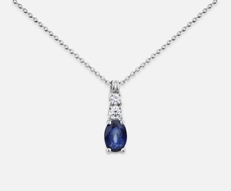 Mikiko cl 18k zaffiro ovale 7x5 ct.0,80 dia ct.0,15 MD5056O4ZFD