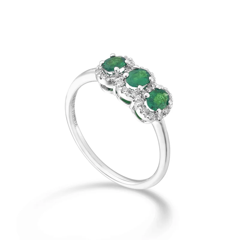 Mikiko an 18k smeraldo trilogy ovale 4x3 ct. 0,45 diam. ct.0,16 MA5194O4BE43