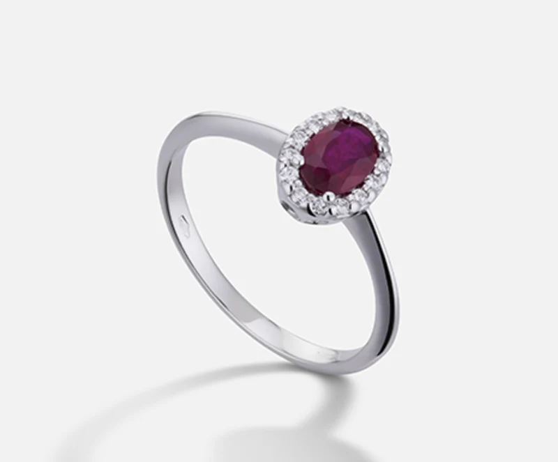 Mikiko an 18k rubino n. ovale 6x4 ct.0,46 dia ct.0,09 MA5115O4RBN046