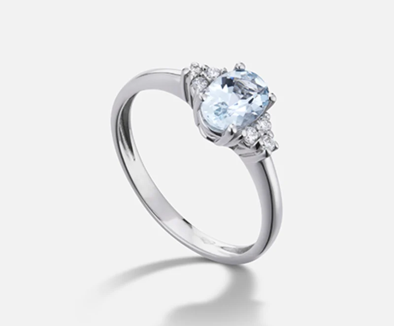 Mikiko an 18k acquamarina ovale 7x5 ct.0,50 dia ct.0,09 MA5112O4AM