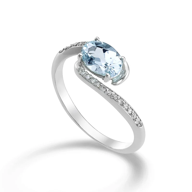Mikiko an 18k acquamarina ovale 7x5 ct.0,50 diam. ct.0,085 MA5101O4AM
