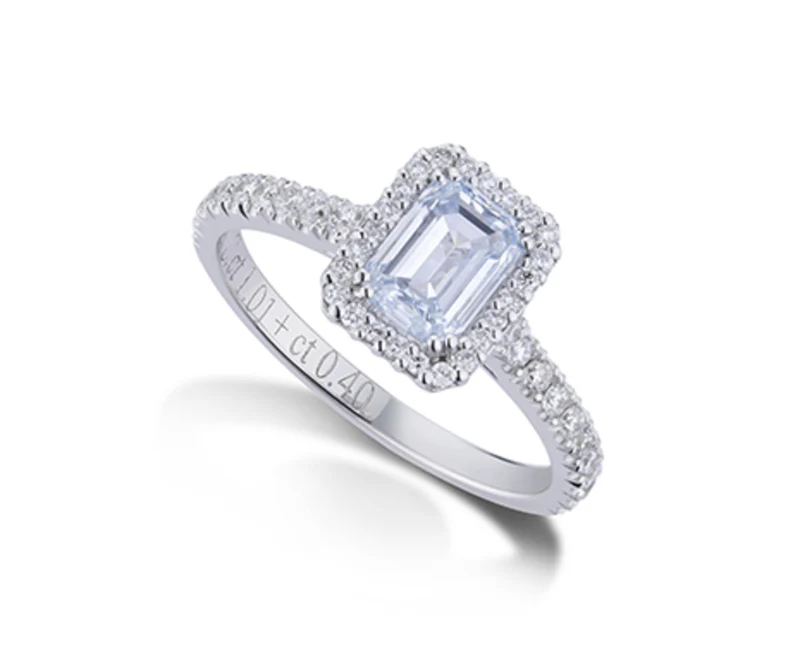 X-Diamond an 18kt lab g.d. f.blu ct.1,01 emerald + ct.0,40 LXDPUAN026O4BB141