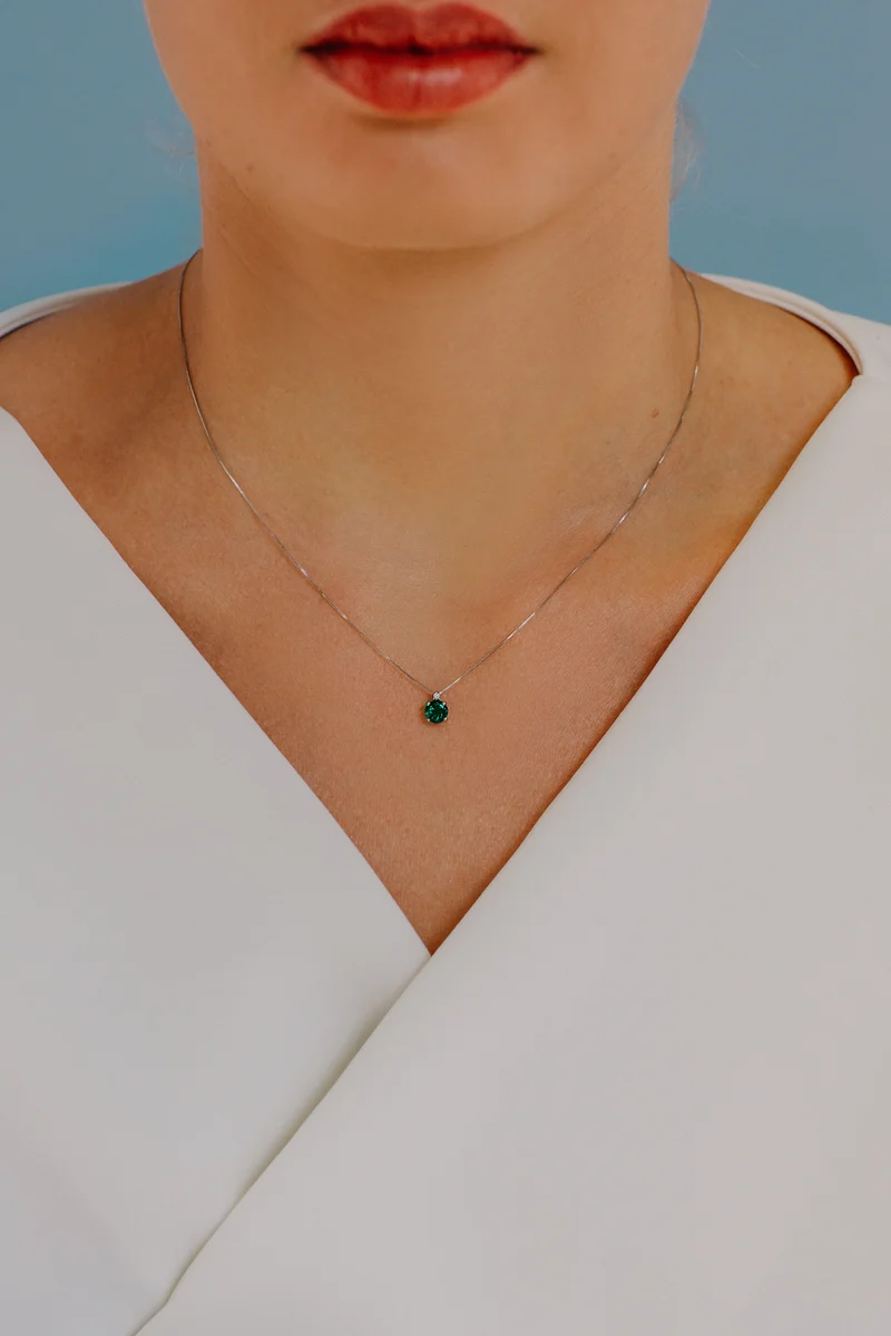 Comete Girocollo in Oro Diamanti e Smeraldo Antico GLB1514