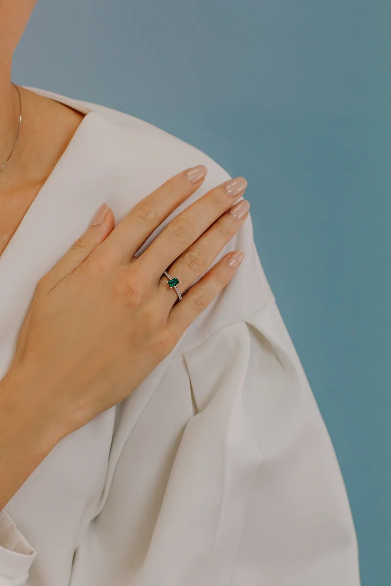 Comete Anello in Oro Diamanti e Smeraldo ANB2567