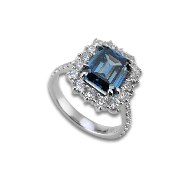 X-Diamond an 18kt lab g.d. ct.tot. 4,21-centr. 3,04 ottagono blu lab LXDAPU033O4OTDI421