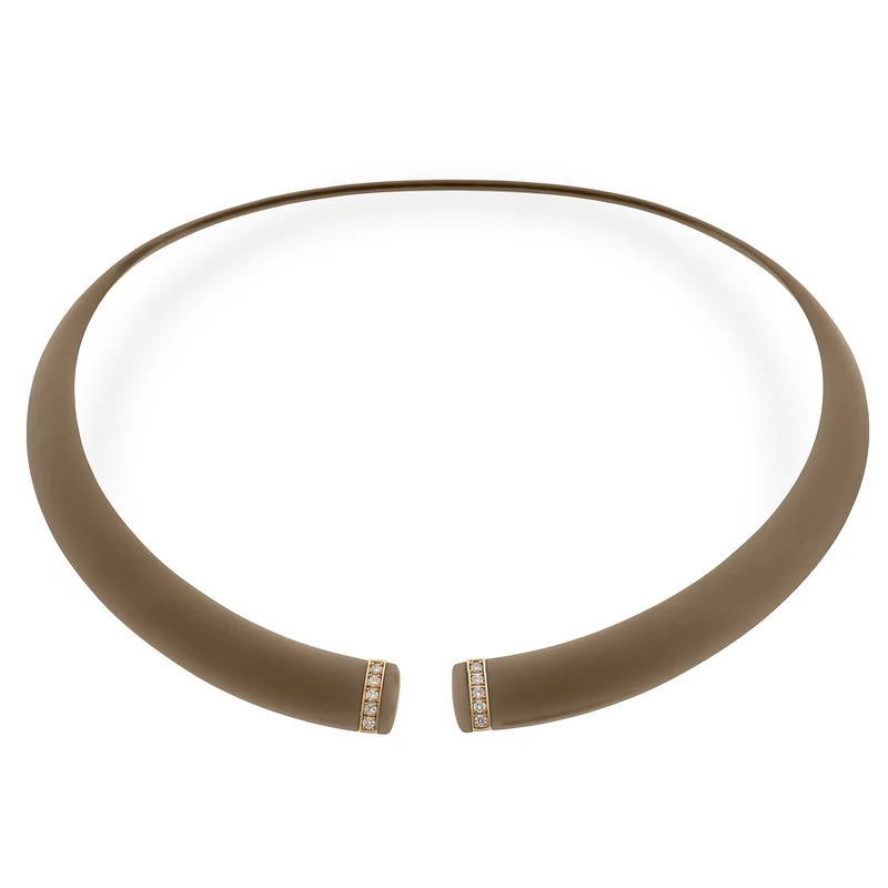 Golay girocollo in titanio marrone texture con elementi in oro rosa 18k, incassati con diamanti, misura media GD013O3DIMATX_M