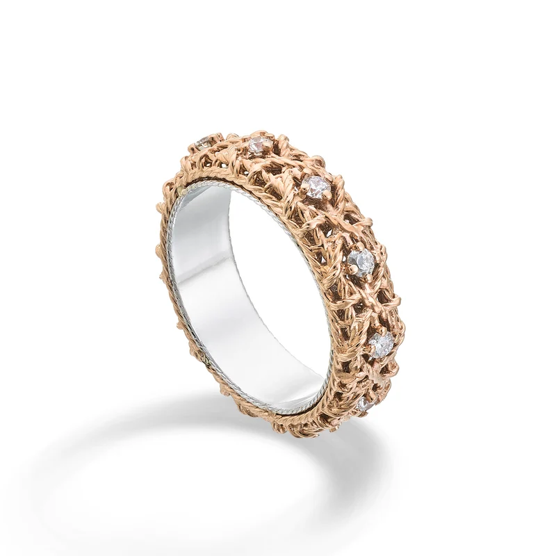 Golay anello fascia stretto in oro 18k con diamanti e trama che simula degli intrecci di corde. parte esterna in oro rosa e interna in oro bianco, misura 14 GAN026O7D-14