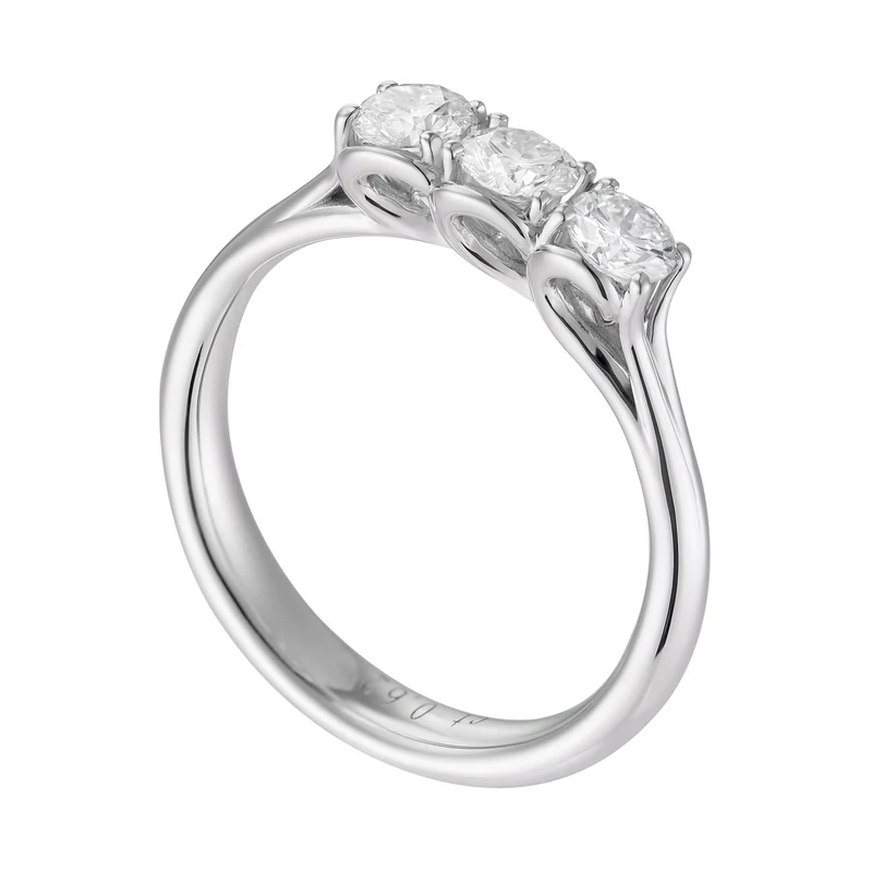 Golay anello trilogy lineare in platino 0,75 ct. ATRL024075DIPT-25149110129