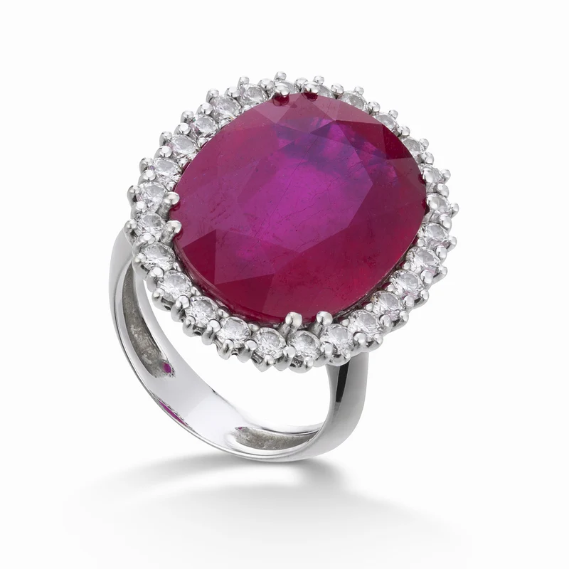 Golay anello rubino ct 22,10 e contorno diamanti APU414DIRU-22063110005