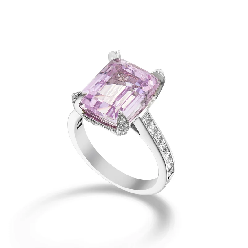 World Diamond Group anello con centrale kunzite ottagonale 10x12 APU489DKZ1210-24172110024