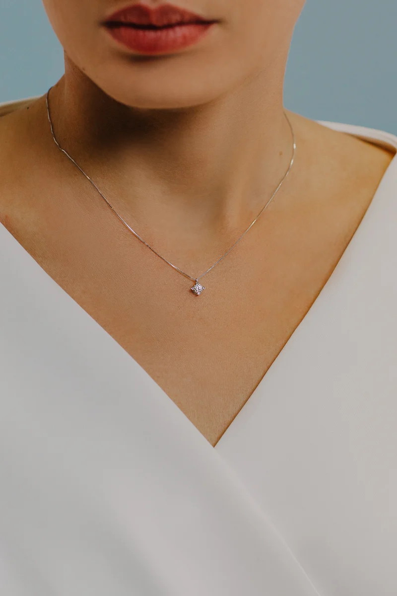 Comete Collana Punto luce diamantato in Oro e Diamante GLB1540