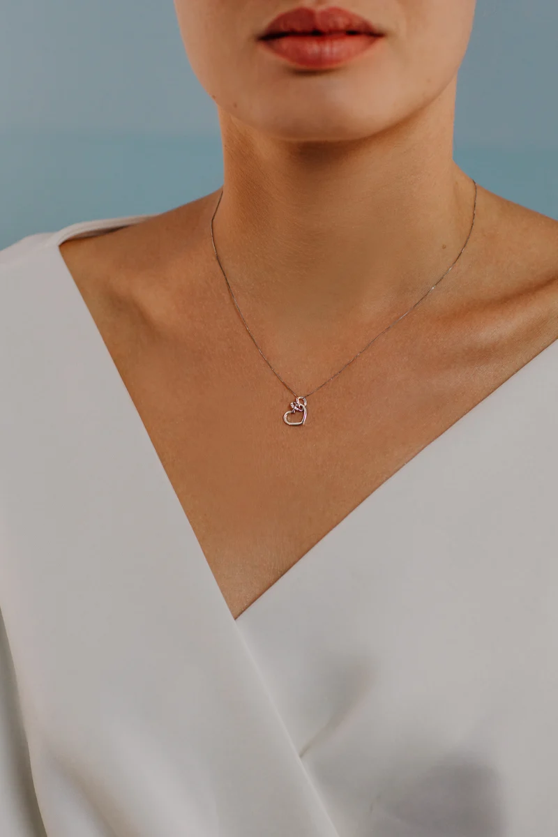Comete Girocollo cuori in Oro e Diamanti GLB1340