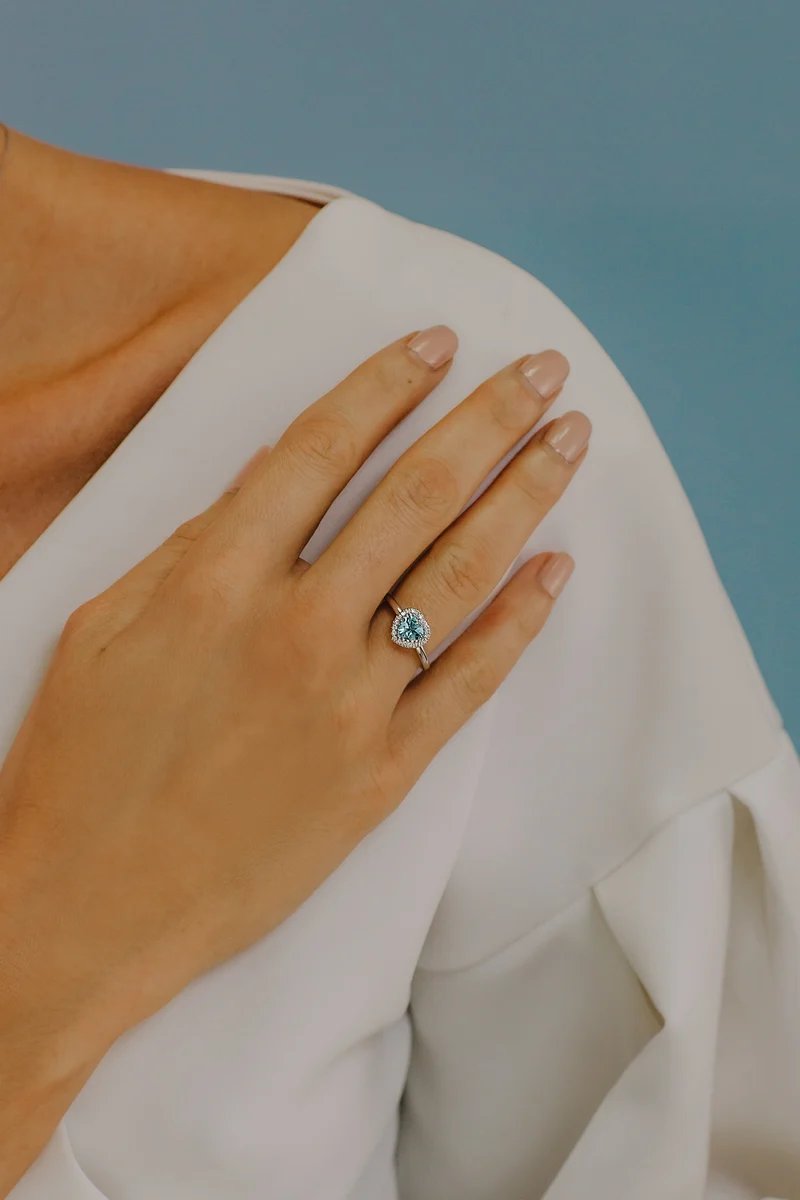 Comete Anello in Oro Diamanti e Acquamarina Cuore ANQ313