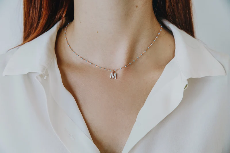Comete Girocollo in Argento Lettera V GLA194