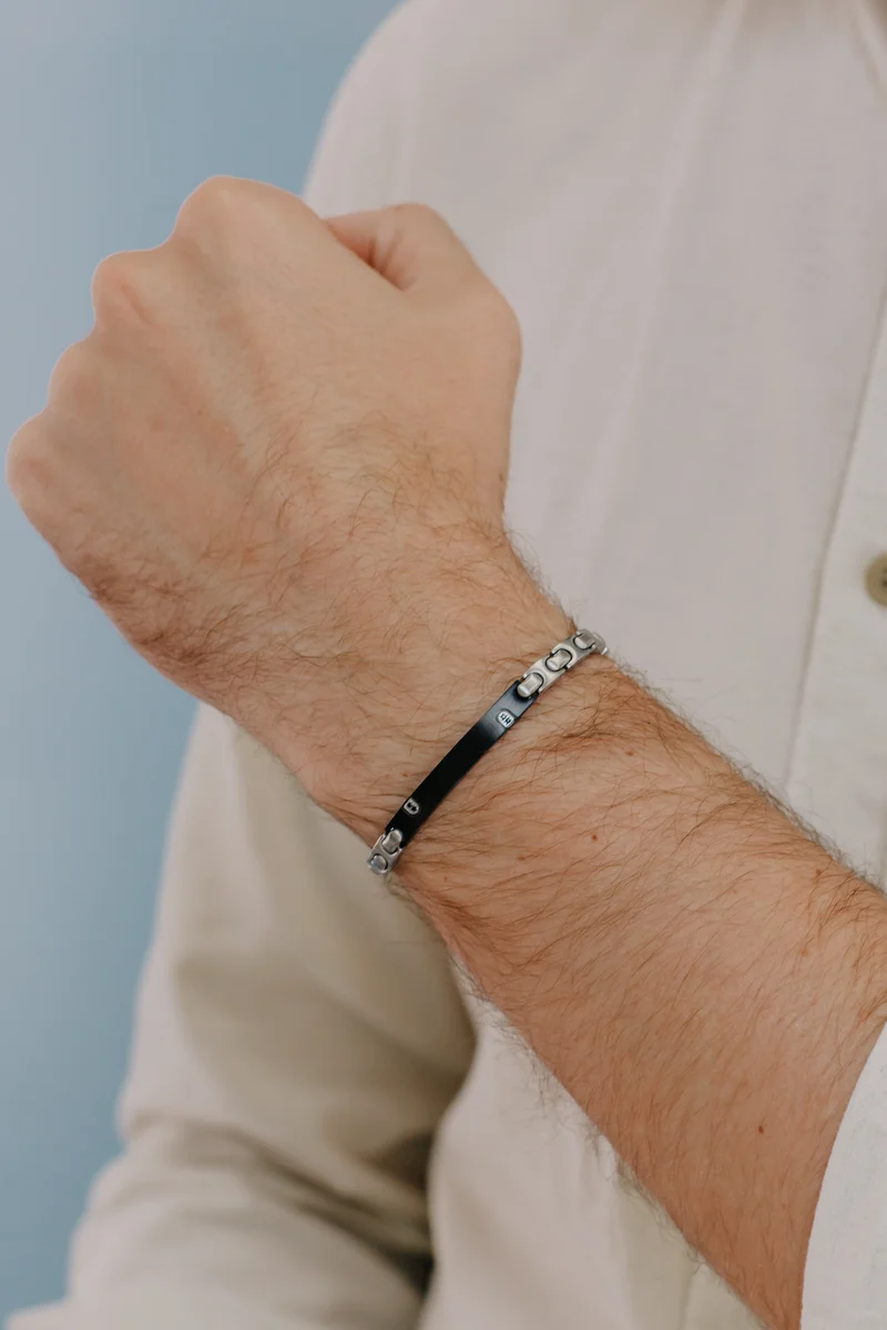 Comete Bracciale in Acciaio Pvd nero e Zirconi UBR1015