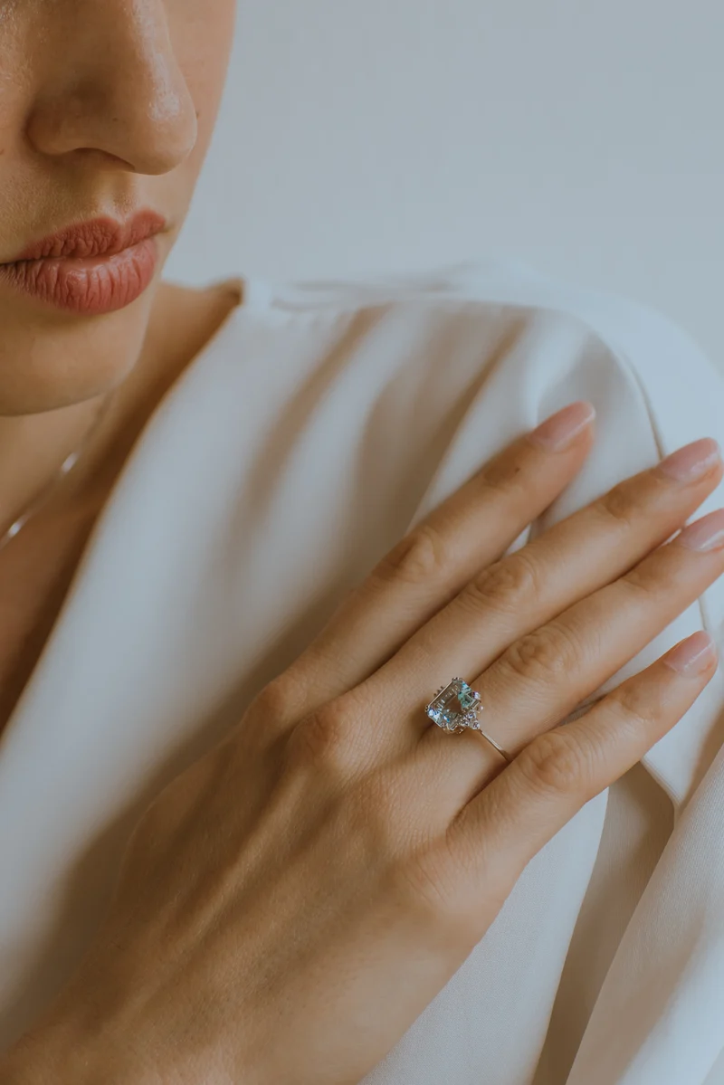 Comete Anello in Oro Diamanti e Acquamarina ottagonale ANQ337